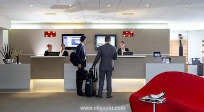 نووتل پاریس کرتیل له لاک