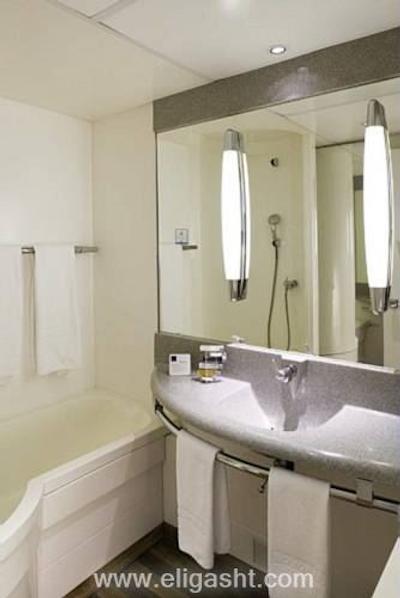 نووتل پاریس کرتیل له لاک