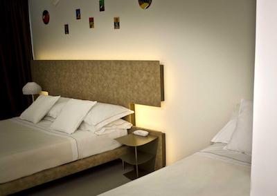 هتل کریستالو