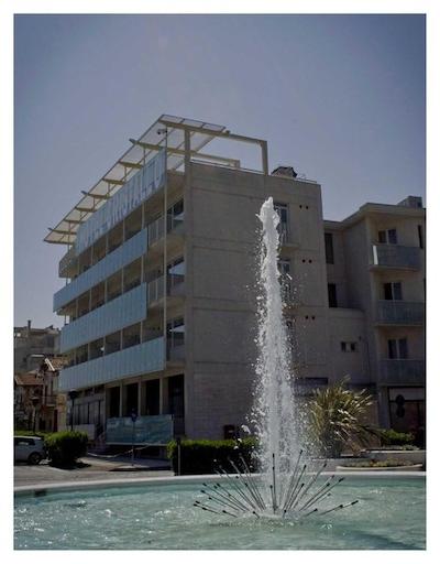 هتل کریستالو