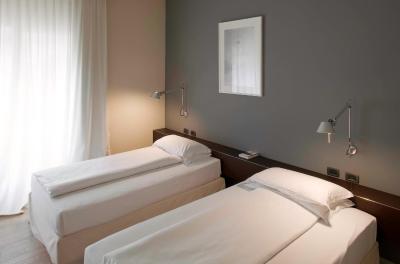 ای پرتیسی هتل بلنا