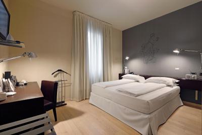 ای پرتیسی هتل بلنا