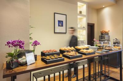 ای پرتیسی هتل بلنا