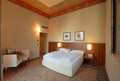 ای پرتیسی هتل بلنا