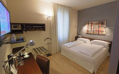 ای پرتیسی هتل بلنا