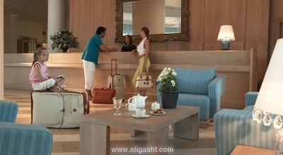 اوشنیا پاریس پورت د ورسای