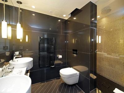 بست وسترن پرمیر اپرا ریچپنس