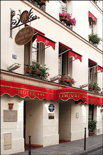 پاویلون لوور ریولی