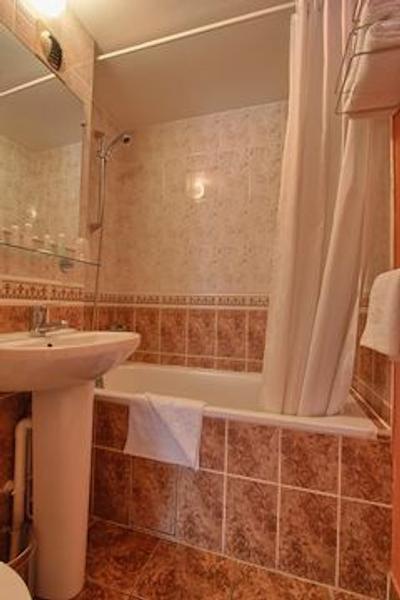 پاویلون لوور ریولی