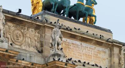 پاویلون لوور ریولی