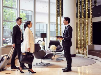 پولمن پاریس لا دفنس