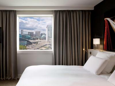 پولمن پاریس لا دفنس