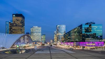 پولمن پاریس لا دفنس