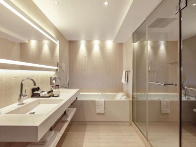 پولمن پاریس لا دفنس