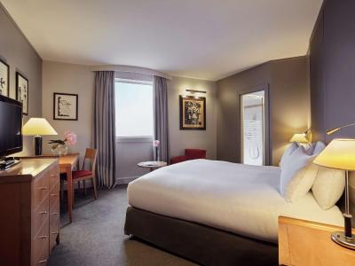 پولمن پاریس لا دفنس