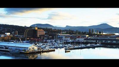 لنا اُف هبارت