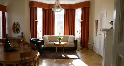 هتل کنتیننتال رلاکس اند اسپا بو سیناتور کالکشن