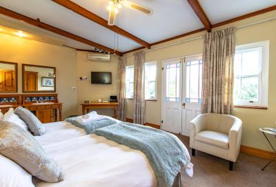 اورگرین مانر اند اسپا