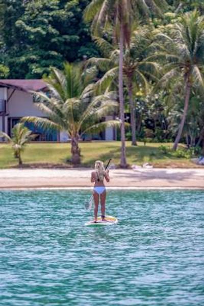 د ویلیج ککونات آیلند