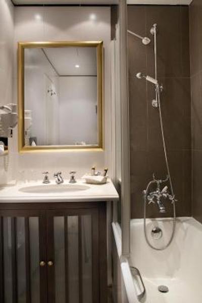 سراتل لوتیس