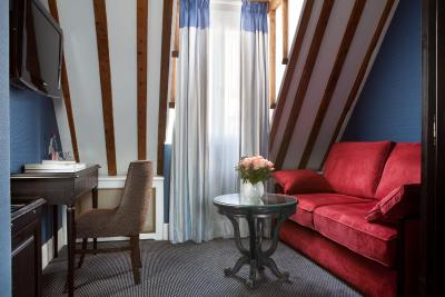 سراتل لوتیس