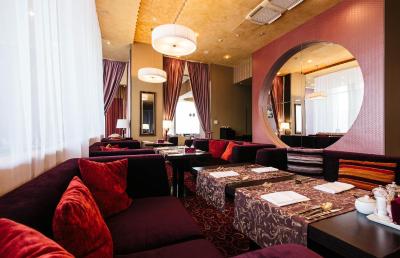 پارک این بای رادیسن ایزهوسک هتل