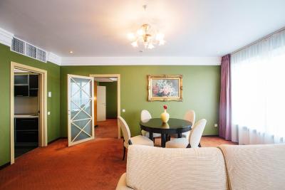 پارک این بای رادیسن ایزهوسک هتل