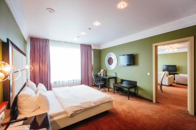 پارک این بای رادیسن ایزهوسک هتل