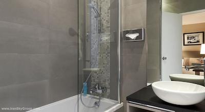 تیمهتل اپرا مادلین