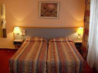 تیمهتل اپرا مادلین