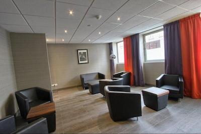 تیمهتل اپرا مادلین