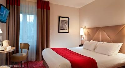 تیمهتل اپرا مادلین