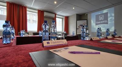 تیمهتل اپرا مادلین