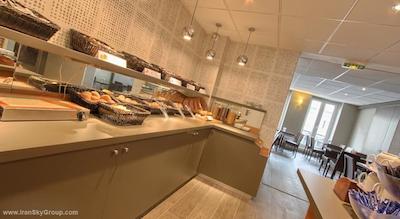 تیمهتل اپرا مادلین