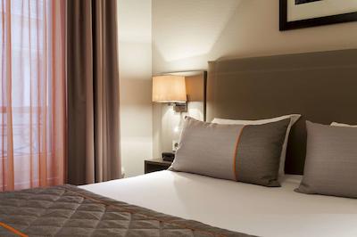 تیمهتل اپرا مادلین