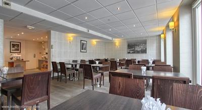 تیمهتل اپرا مادلین