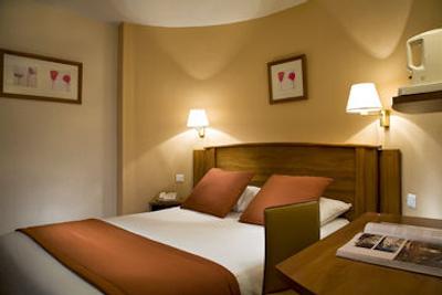 تیمهتل اپرا مادلین