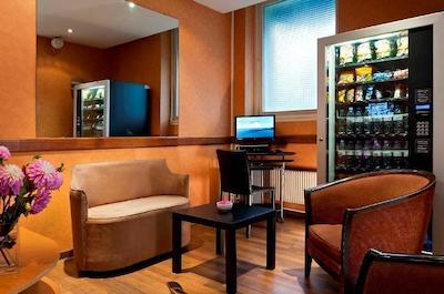 تیمهتل پلیس دیتالی بوت اوکس کایلز