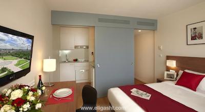 تیمهتل پلیس دیتالی بوت اوکس کایلز