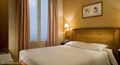 تیمهتل پالایس رویال