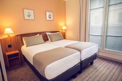 تیمهتل پالایس رویال