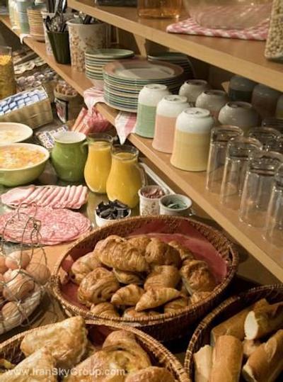 تیمهتل پالایس رویال