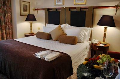 تیمهتل پالایس رویال