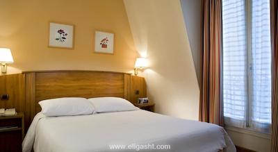 تیمهتل پالایس رویال