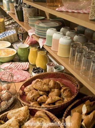 تیمهتل پالایس رویال