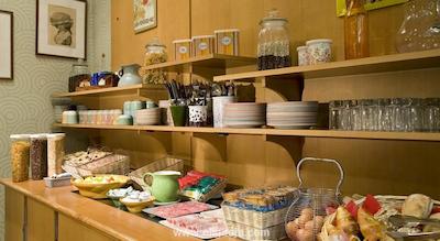 تیمهتل پالایس رویال