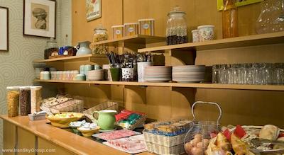 تیمهتل پالایس رویال