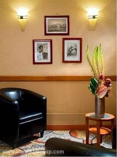 تیمهتل پالایس رویال