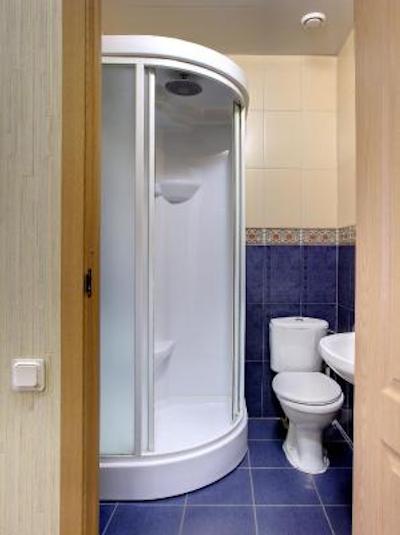 هتل آر ای نوسکی 44