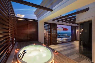 سلکتوم لاکچری ریزورت بلک